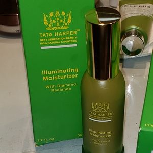 Tata Harper Illuminating moisturizer